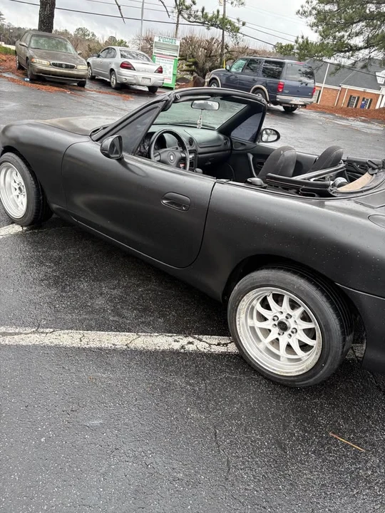 2000 Mazda NB MX-5 Miata - Image 4 of 7