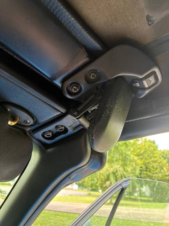 2001 Mazda NB MX-5 Miata - Image 5 of 11
