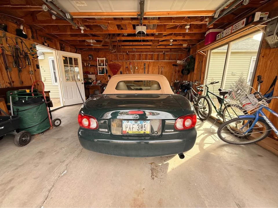2001 Mazda NB MX-5 Miata - Image 5 of 11