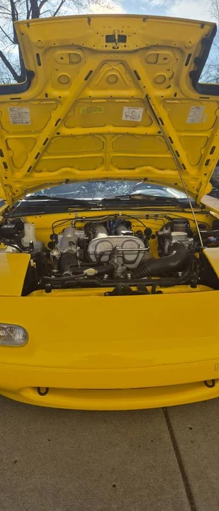 1992 Mazda NA MX-5 Miata - Image 15 of 24