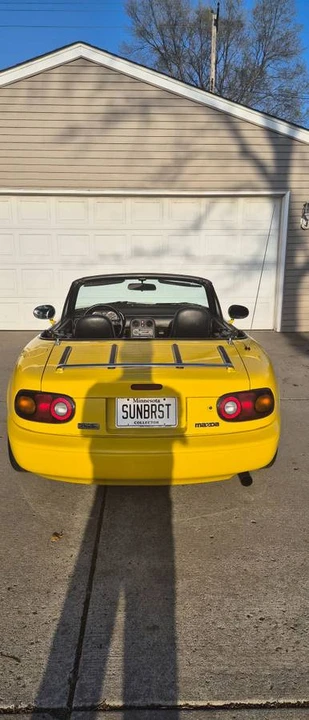 1992 Mazda NA MX-5 Miata - Image 5 of 24