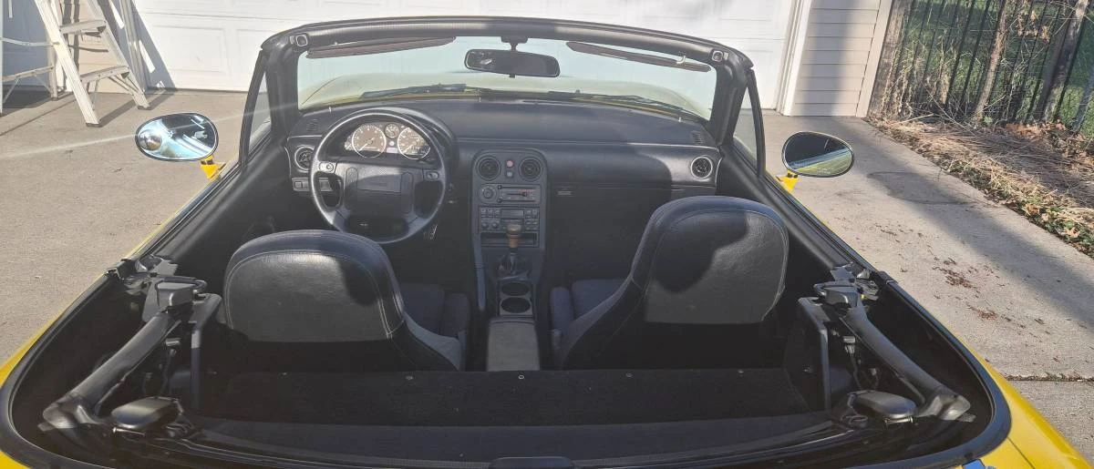 1992 Mazda NA MX-5 Miata - Image 8 of 24