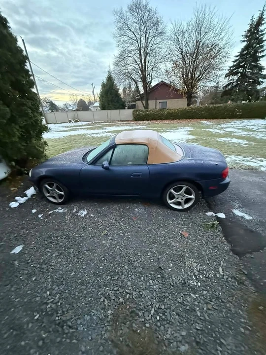 2002 Mazda NB MX-5 Miata - Image 6 of 7