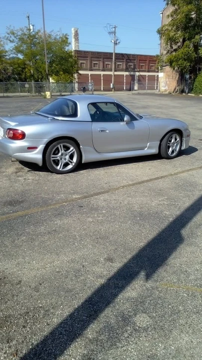 2004 Mazda NB MX-5 Miata - Image 2 of 2