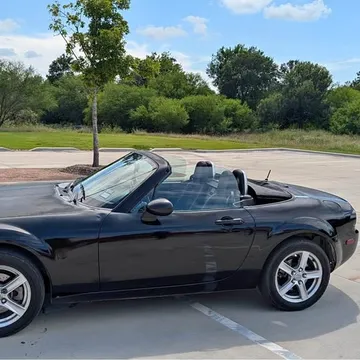 2006 Mazda MX-5 Miata