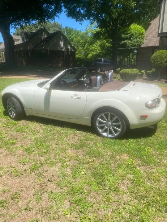 2006 Mazda NC MX-5 Miata - Image 4 of 8