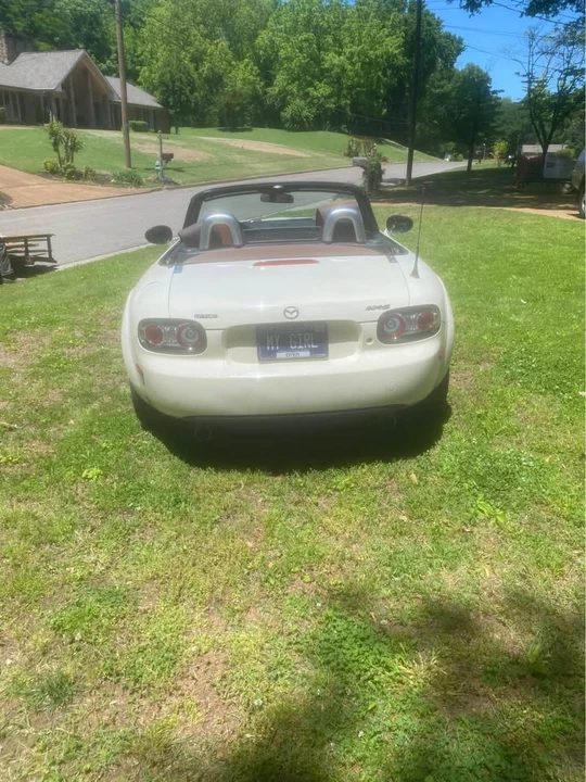 2006 Mazda NC MX-5 Miata - Image 5 of 8