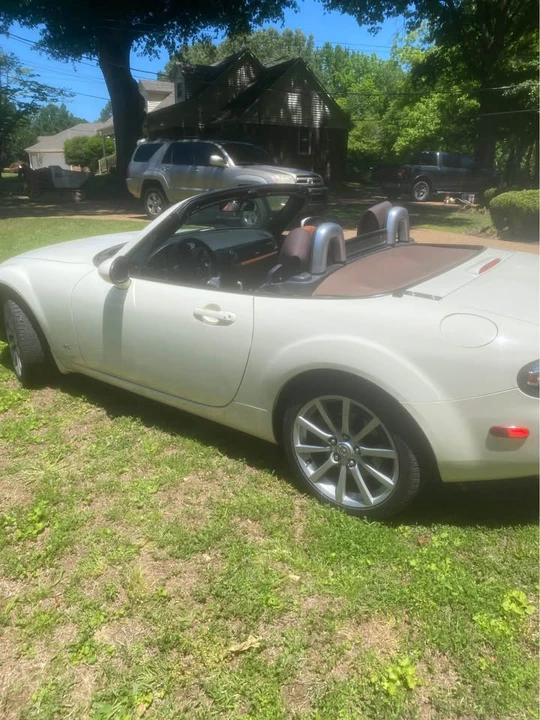 2006 Mazda NC MX-5 Miata - Image 3 of 8