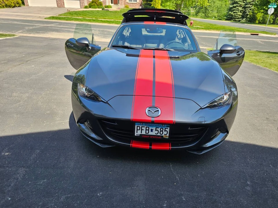 2017 Mazda ND MX-5 Miata - Image 5 of 9