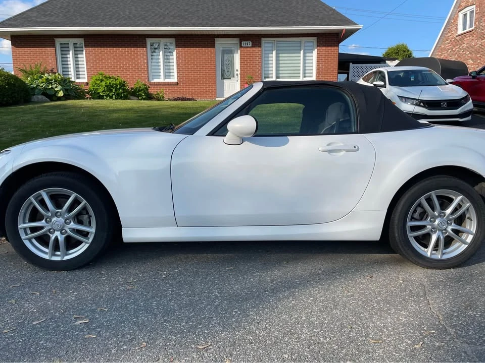 2011 Mazda NC MX-5 Miata - Image 2 of 6
