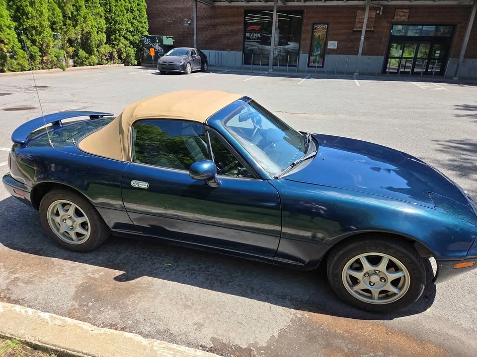 1997 Mazda NA MX-5 Miata - Image 3 of 4