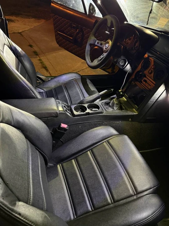 1990 Mazda NA MX-5 Miata - Image 20 of 24