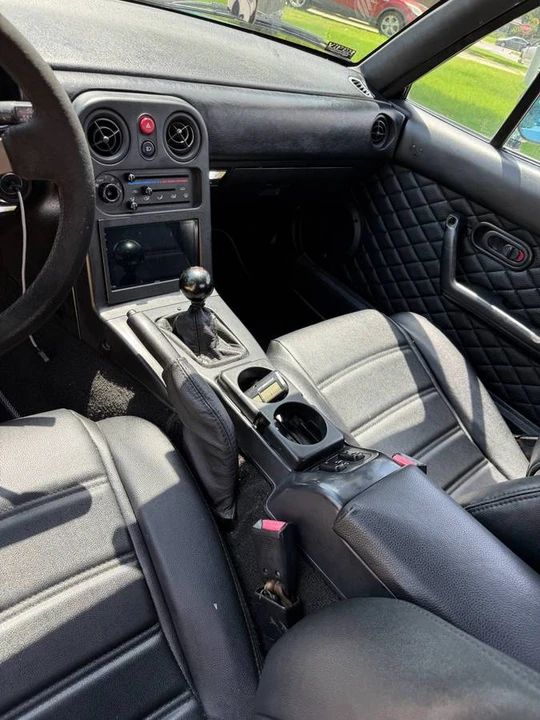 1990 Mazda NA MX-5 Miata - Image 22 of 24