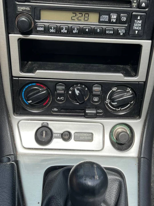 2000 Mazda NB MX-5 Miata - Image 7 of 10