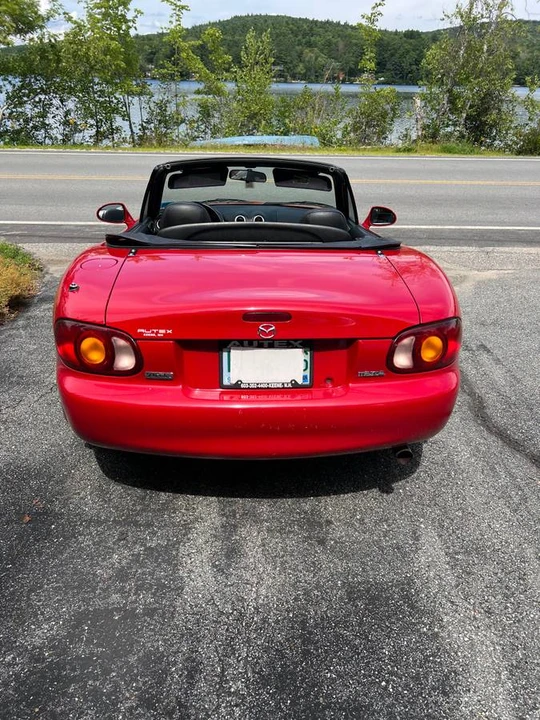 2000 Mazda NB MX-5 Miata - Image 4 of 10