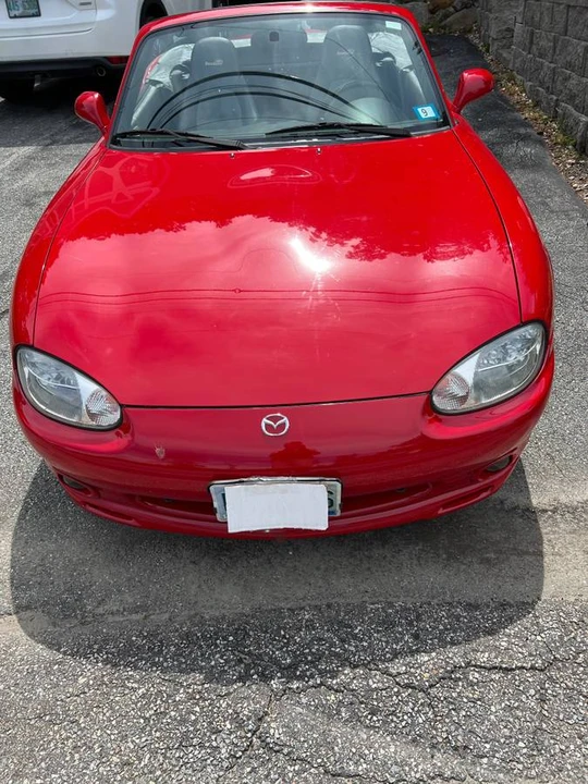 2000 Mazda NB MX-5 Miata - Image 5 of 10