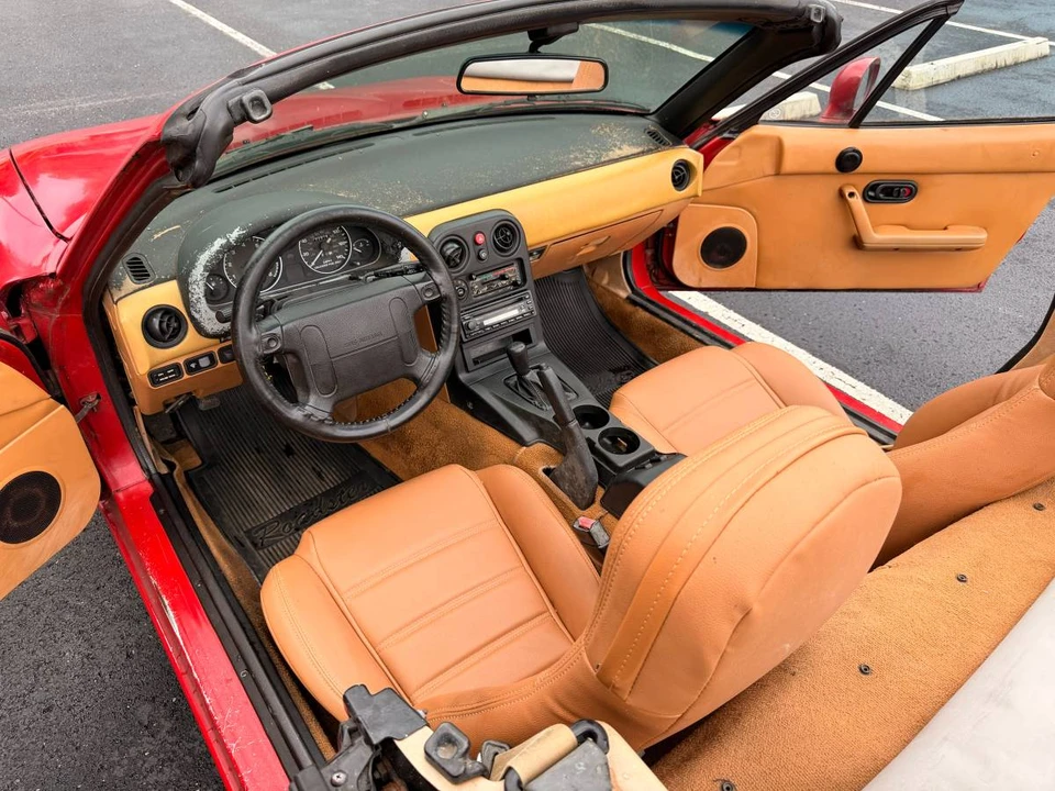 1993 Mazda NA MX-5 Miata - Image 2 of 2