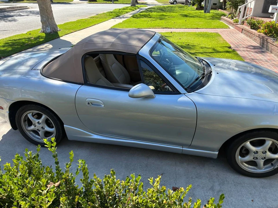 2000 Mazda NB MX-5 Miata - Image 6 of 24