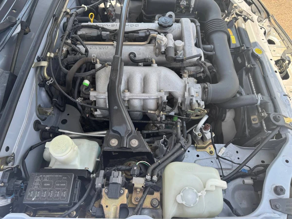 2002 Mazda NB MX-5 Miata - Image 10 of 12