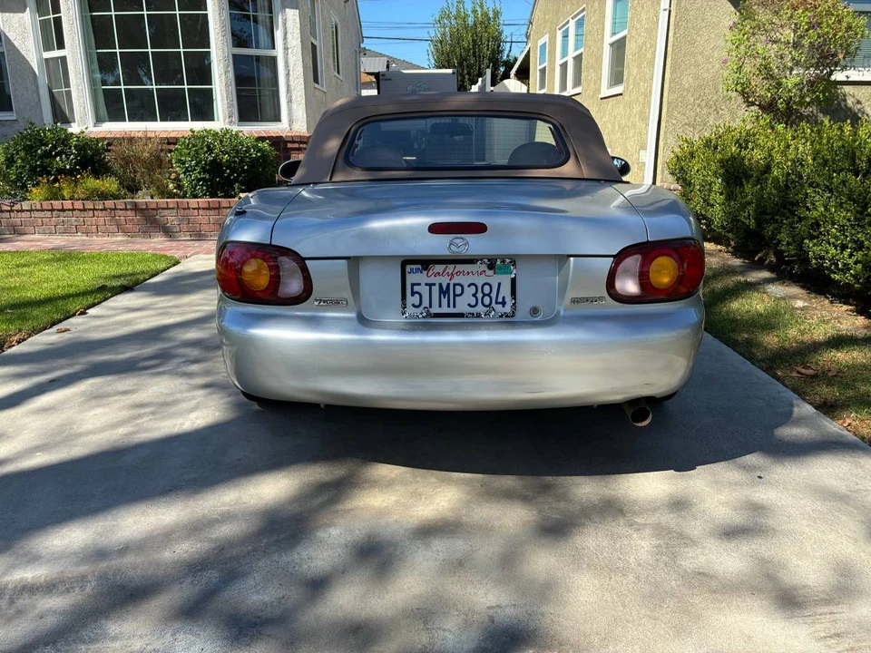 2000 Mazda NB MX-5 Miata - Image 5 of 24