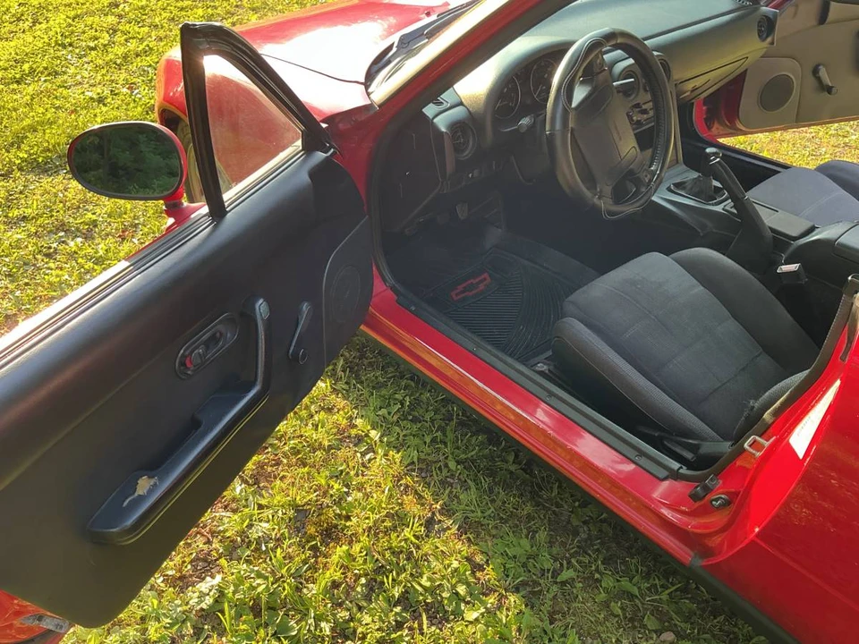 1990 Mazda NA MX-5 Miata - Image 9 of 12