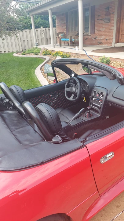 1995 Mazda NA MX-5 Miata - Image 9 of 12