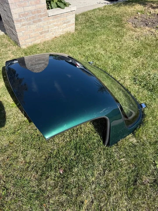 1999 Parts & Memorabilia Bodywork - Image 2 of 8