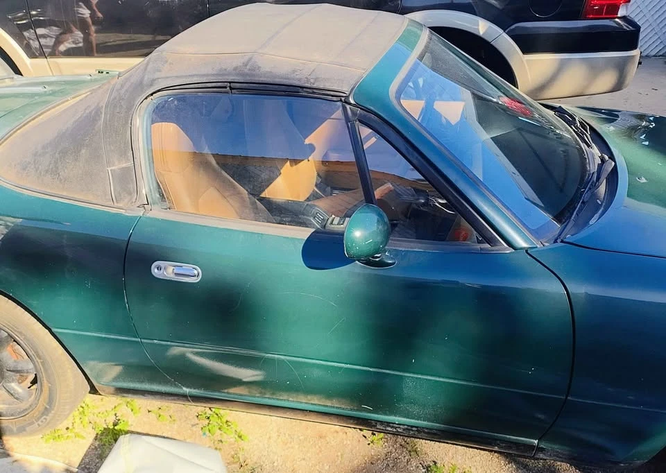 1991 Mazda NA MX-5 Miata - Image 5 of 10