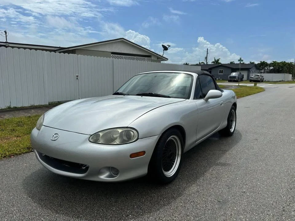 2002 Mazda NB MX-5 Miata - Image 2 of 5