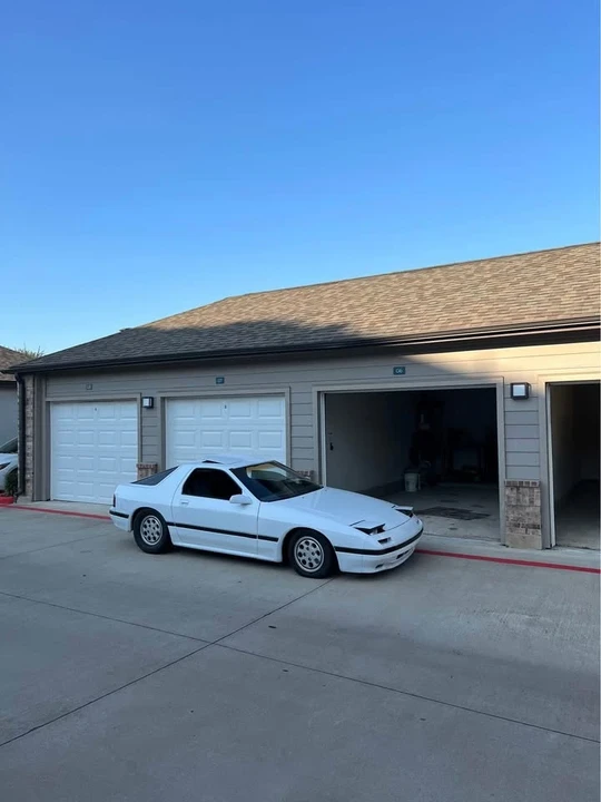 Mazda RX-7 FC - Image 2 of 4