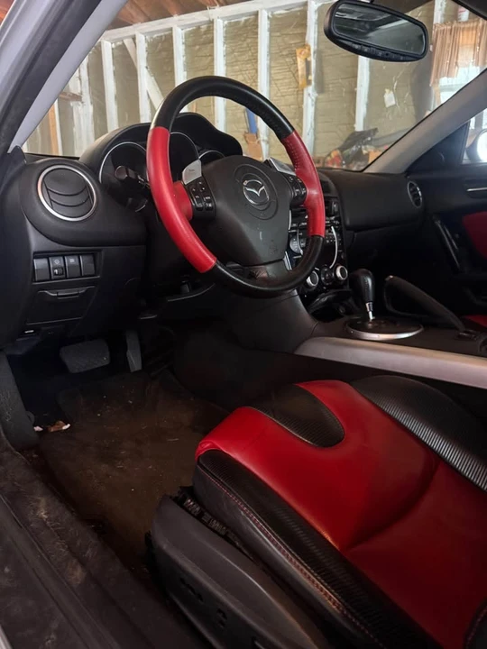 Mazda RX-8 2nd Gen - Image 2 of 4