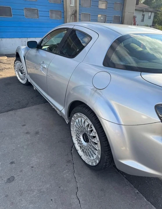 2004 Mazda RX-8 1st Gen - Image 4 of 6
