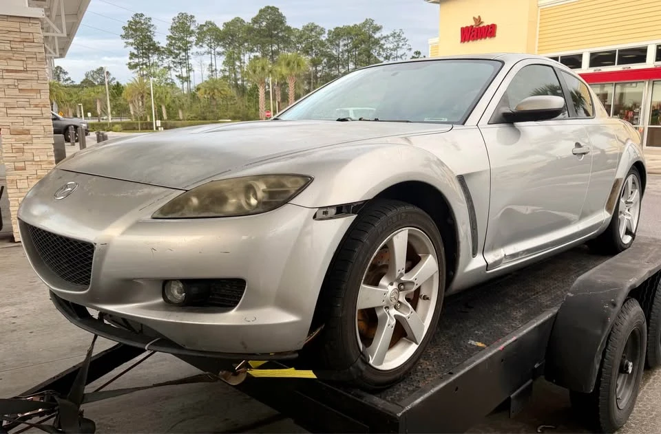 2004 Mazda RX-8 1st Gen - Image 2 of 7