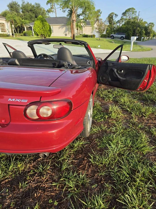 2004 Mazda NB Mazdaspeed MX-5 Miata - Image 14 of 16