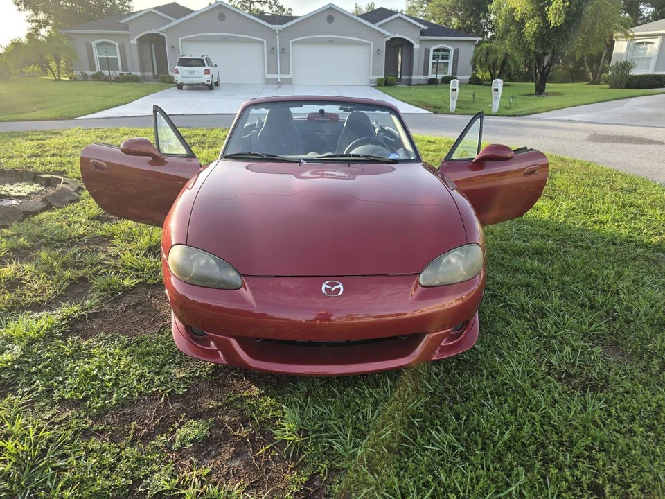 2004 Mazda NB Mazdaspeed MX-5 Miata - Image 2 of 16