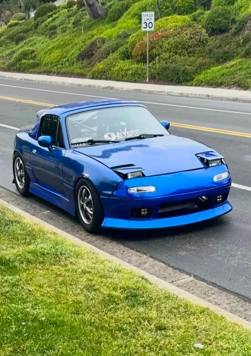 1993 Mazda NA MX-5 Miata - Image 9 of 10