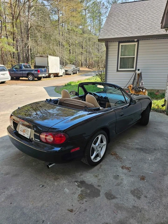 2001 Mazda NB MX-5 Miata - Image 2 of 3