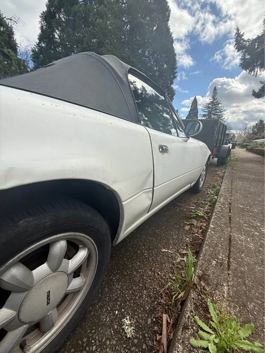 1992 Mazda NA MX-5 Miata - Image 2 of 10