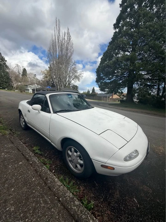 1992 Mazda NA MX-5 Miata - Image 3 of 10