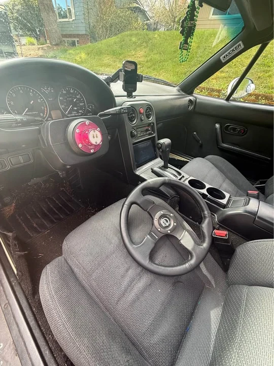 1992 Mazda NA MX-5 Miata - Image 6 of 10
