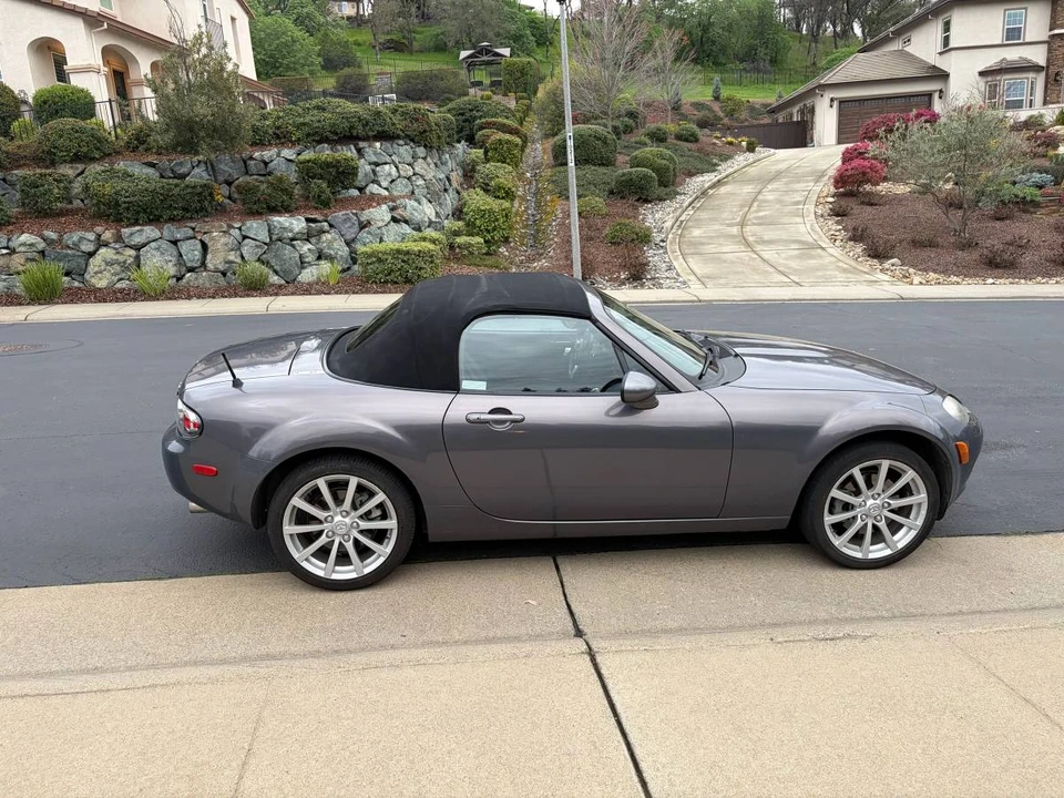 2008 Mazda NC MX-5 Miata - Image 16 of 22