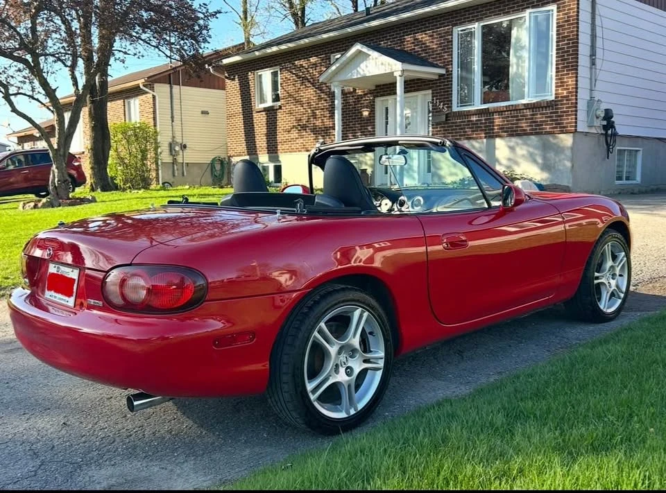 2005 Mazda NB MX-5 Miata - Image 2 of 8