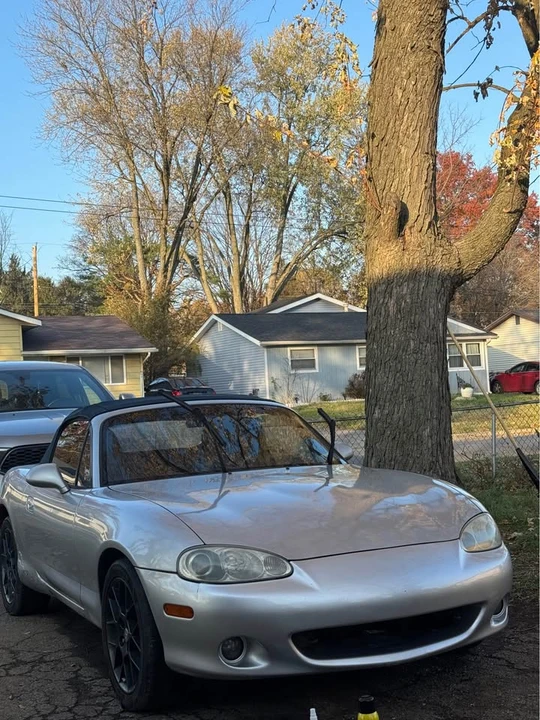 2004 Mazda NB MX-5 Miata - Image 6 of 9