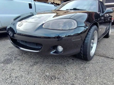 2003 Mazda MX-5 NB2