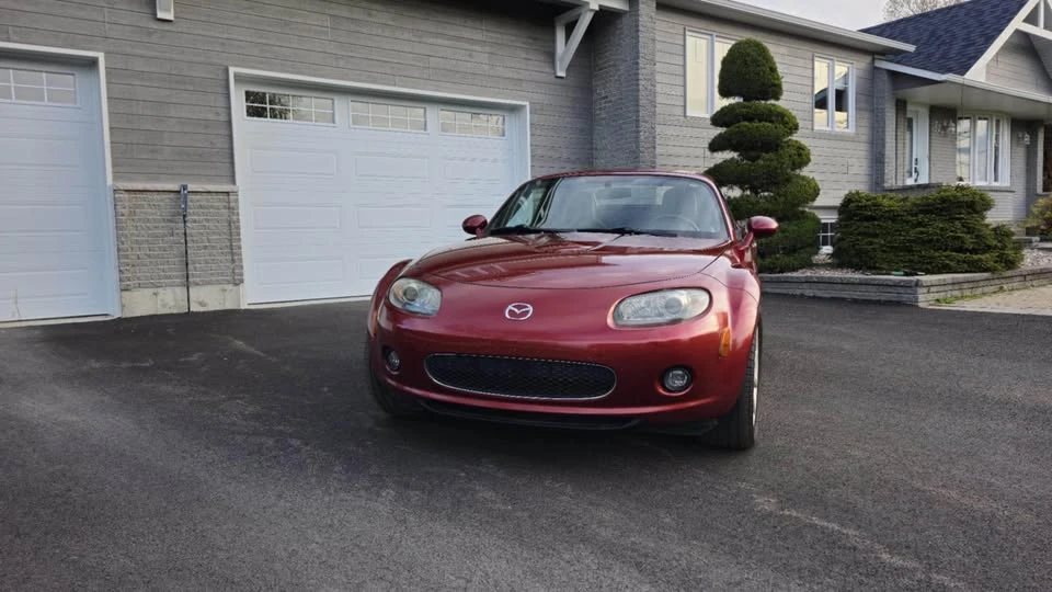 2007 Mazda NC MX-5 Miata - Image 2 of 3