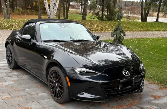 2023 Mazda MX-5 Sport