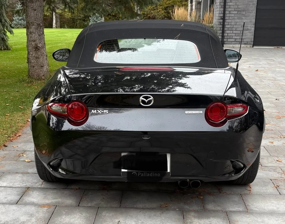 2023 Mazda ND MX-5 Miata - Image 4 of 8