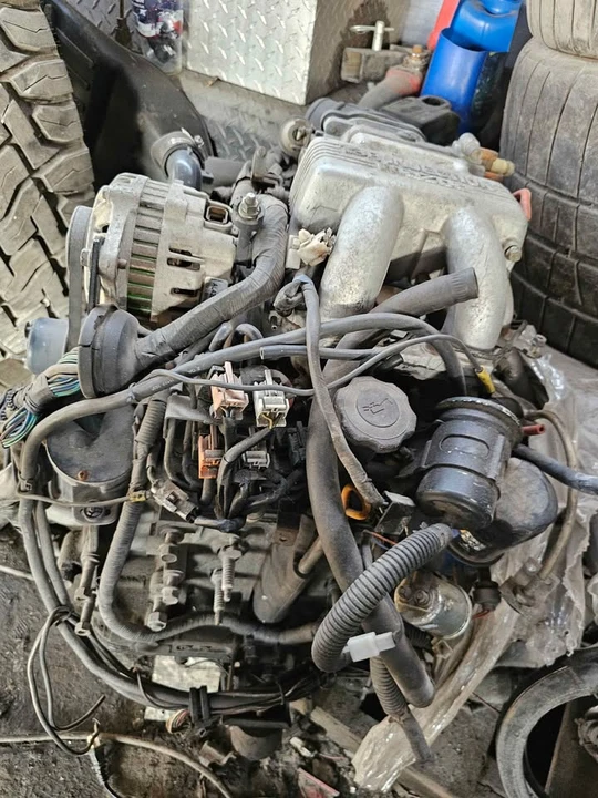 1990 Parts & Memorabilia Engines - Image 4 of 10