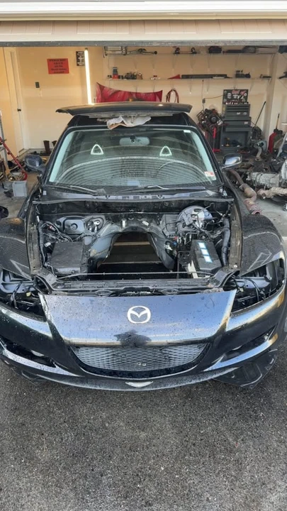 2004 Mazda RX-8 1st Gen - Image 2 of 5