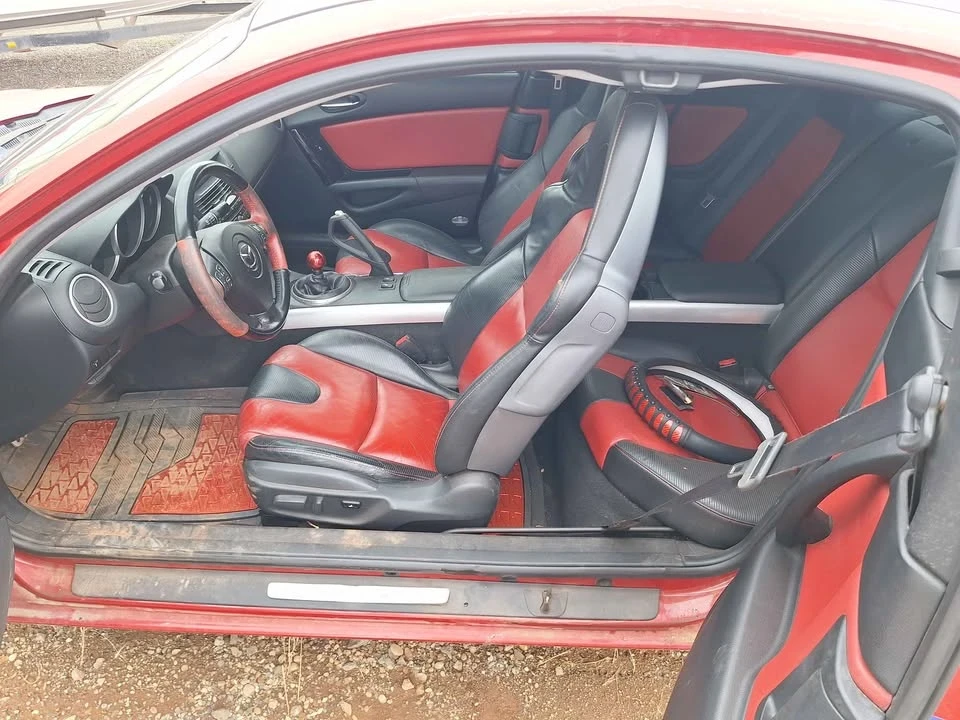 2004 Mazda RX-8 1st Gen - Image 4 of 9